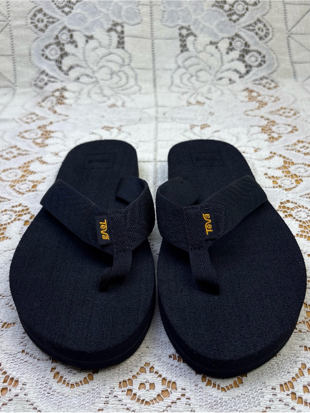 NWOT Teva Mush II Women's Flip Flop Sandals Black Size 7 EU 36